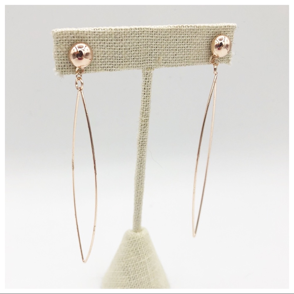 NEW DAINTY ROSE GOLD MARQUIS EARRINGS